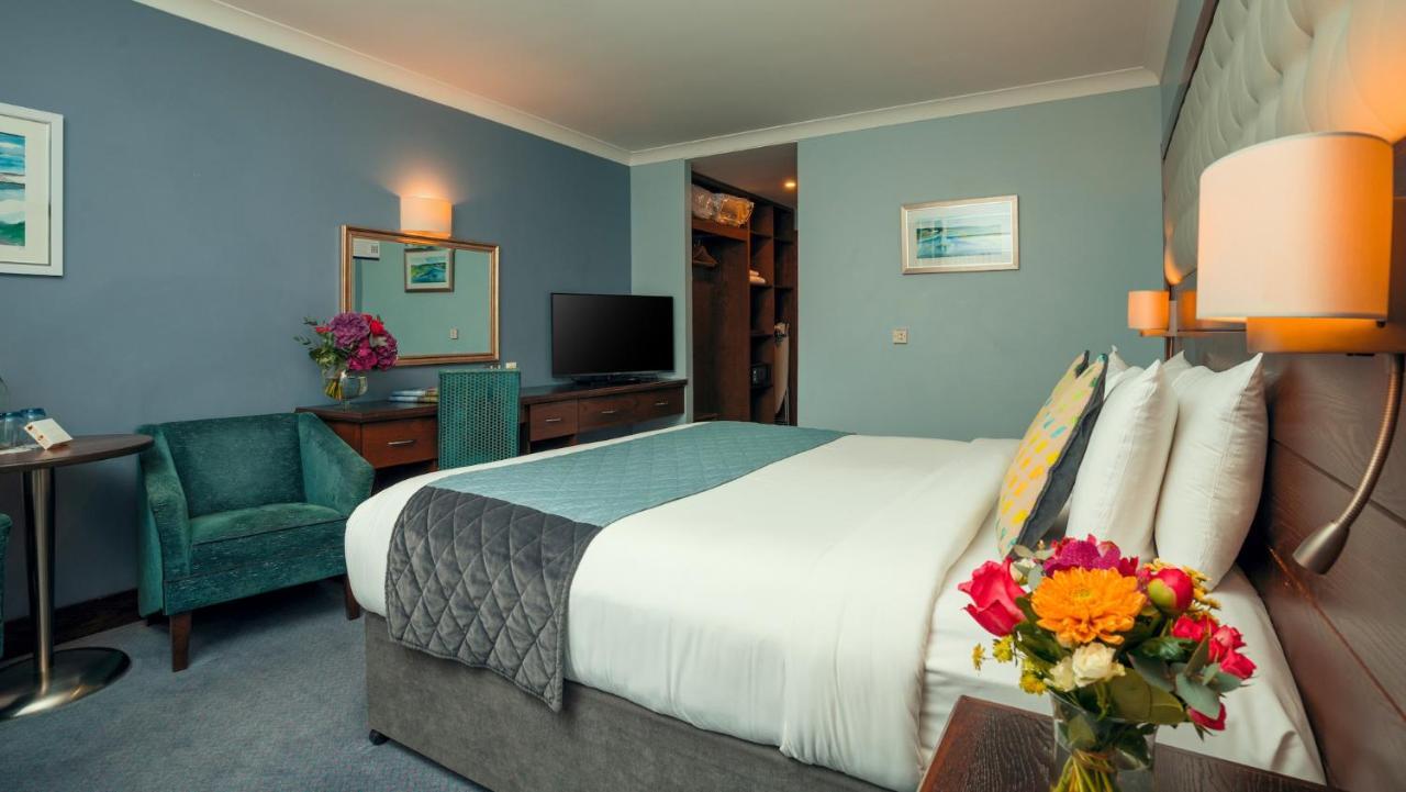 Cavan Crystal Hotel מראה חיצוני תמונה