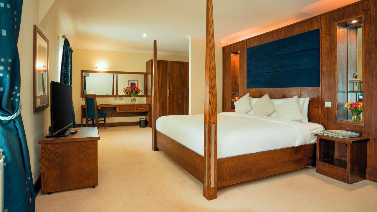 Cavan Crystal Hotel מראה חיצוני תמונה