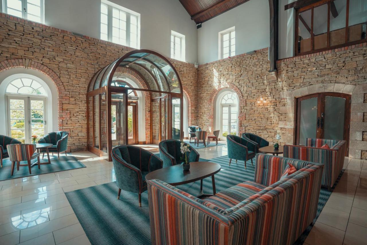 Cavan Crystal Hotel מראה חיצוני תמונה