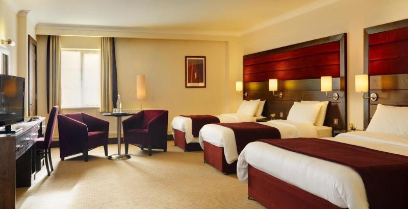 Cavan Crystal Hotel מראה חיצוני תמונה